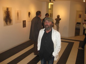 Rosario Arizza alla mostra "Odio gli indifferenti" (11/2015)